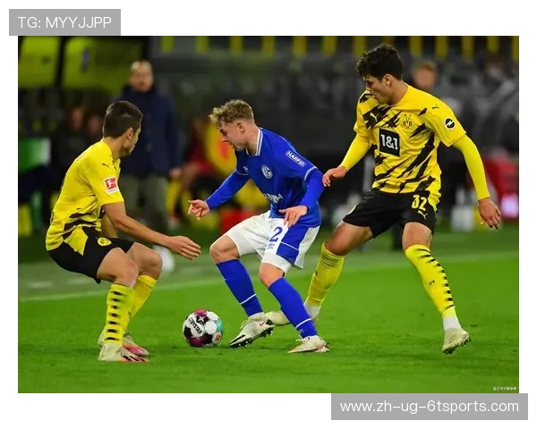 雨天草坪对足球直接任意球影响实测